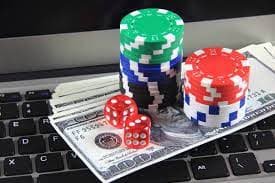 Antarmuka dashboard saldo88 menampilkan meja kasino langsung, pasar sportsbook, dan permainan slot